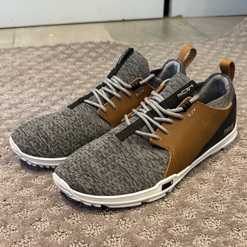 Men’s True Golf Shoes, Size 11.5. NWOT.
